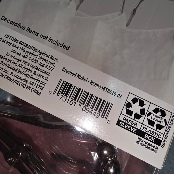 HOTEL STYLE SET OF 12 SHOWER CURTAIN HOOKS STAINLESS - Picture 4 of 4